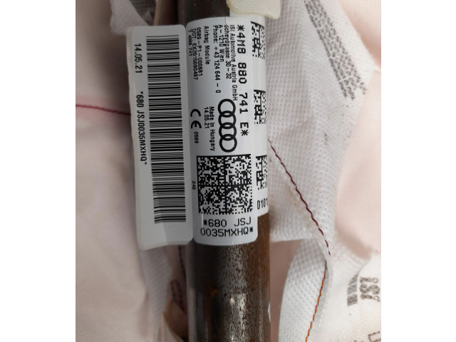 Боковая подушка безопасности 4M8880741E Audi Q8