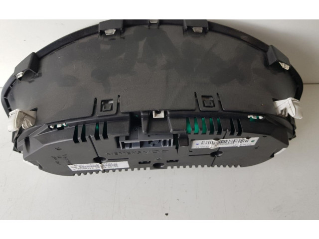 Přístrojová deska Suzuki Swift II 2008