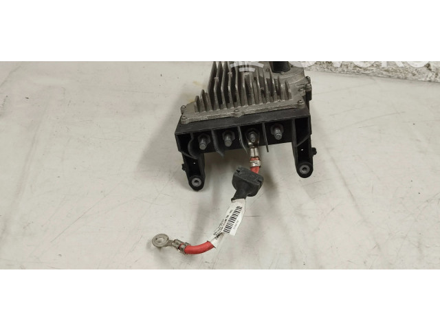 Модуль управления аккумулятором 31652295    Volvo S90, V90   