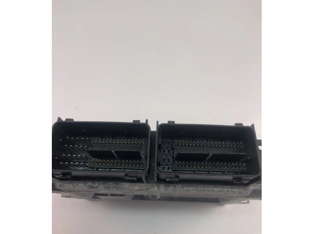 Блок управления двигателем Блок управления 32242005   Volvo XC90