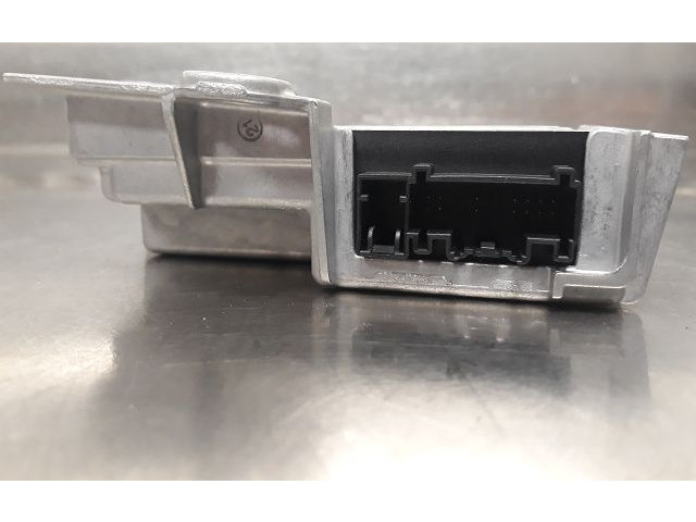 Блок подушек безопасности 8200963406   Renault Clio III