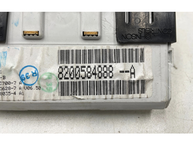 Дисплей    8200584888   Renault Trafic II (X83)