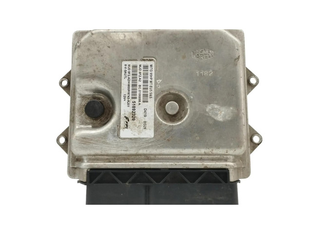 Блок управления двигателя 51892329   Alfa Romeo MiTo