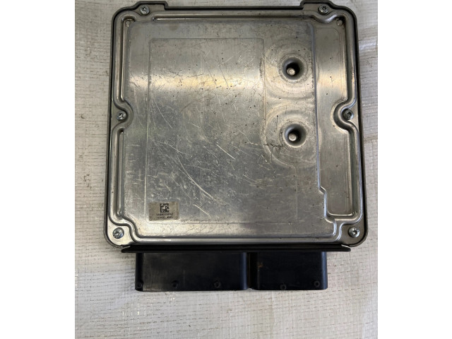 Řídící jednotka 03G906016HN, 1039S10847   Volkswagen Caddy 2006