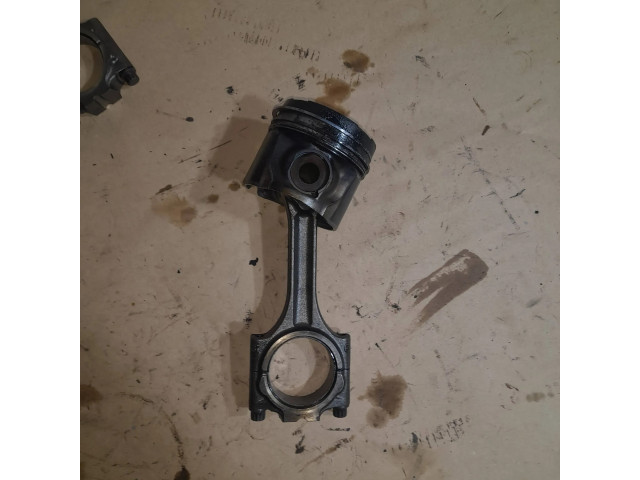 Поршень с шатуном Volvo S60 для дизельного двигателя 2.4