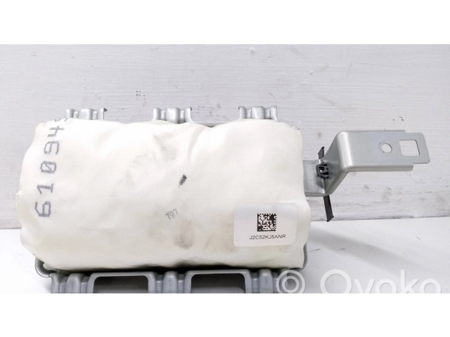 Подушка безопасности пассажира D09H57K88 Mazda CX-3