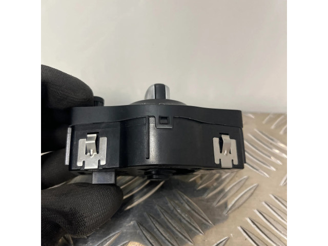 Включатель фонарей