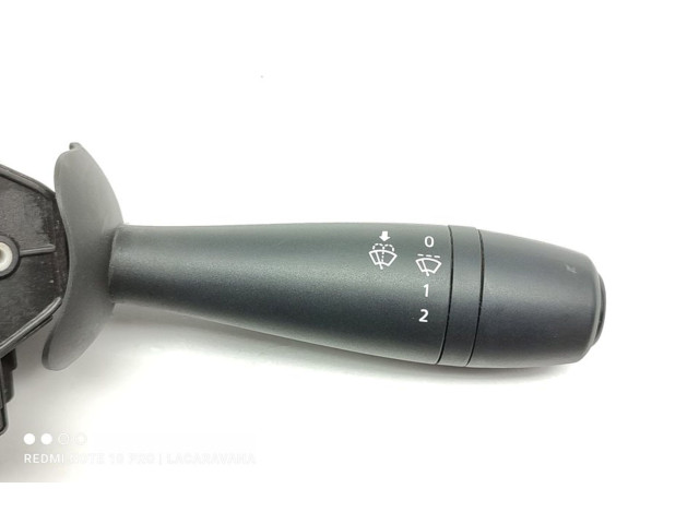 Ручка стеклоочистителей 8201168003 Dacia Dokker