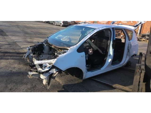 Зеркало электрическое Opel Meriva B 2010 - 2016 года