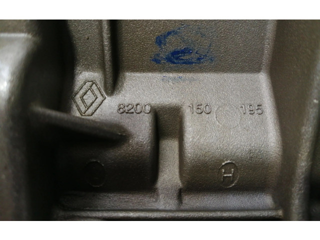 Масляный насос K4JG7 8200150195 Renault Clio III