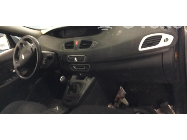 Зеркало электрическое        Renault Scenic III -  Grand scenic III  2009 - 2016 года   