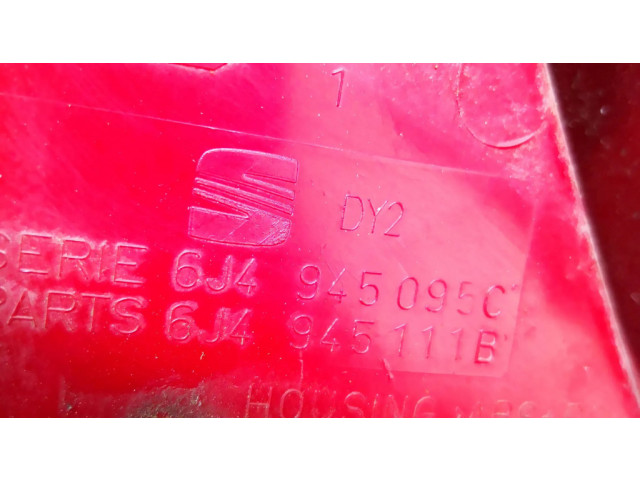 Задний фонарь левый 6J4945095C, 6J4945111B Seat Ibiza IV (6J,6P) 2008-2017 года