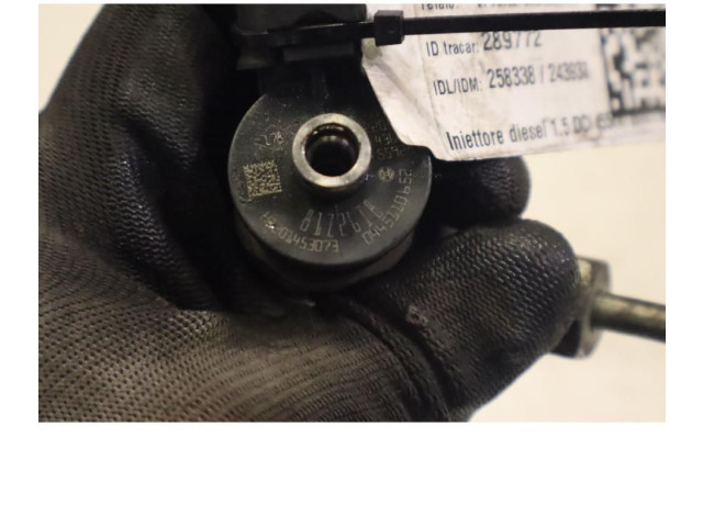 Форсунка 0445110652    Renault Clio IV  K9K E6 