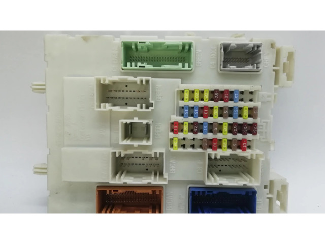 Блок предохранителей 2506087, JV6T14A073EC Ford Kuga II