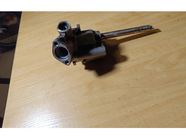 Масляный насос   026115153A  Volkswagen Golf III 