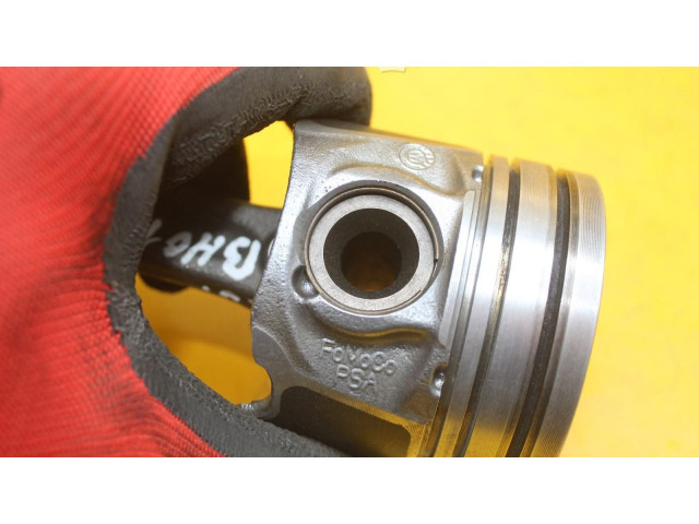 Поршень с шатуном 074132 Citroen C3