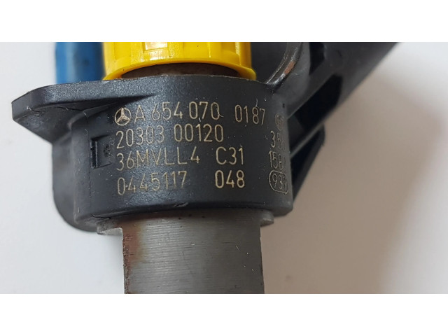 Vstřikovač A6540700187, 0445117048 Mercedes-Benz CLA C118 X118 pro naftový motor 2.0 654920 654920