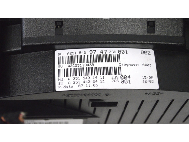 Панель приборов A2515401411, A2514420421 Mercedes-Benz R W251