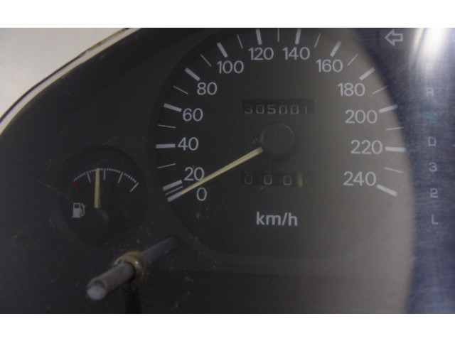 Спидометр (приборный щиток) MR114266, MR114266 Mitsubishi Carisma