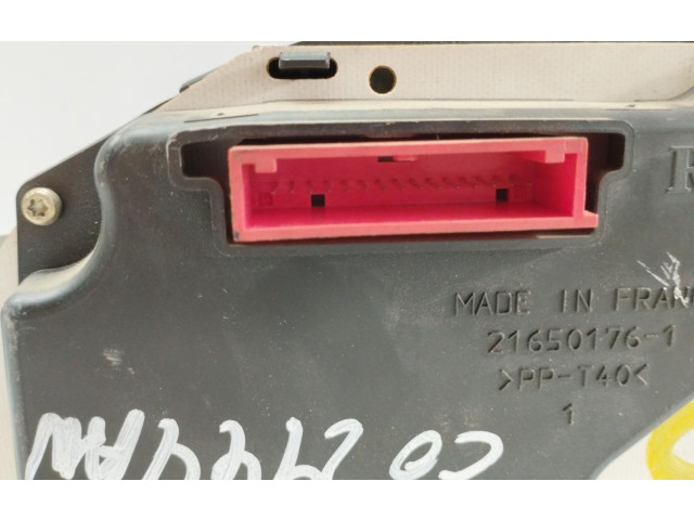 Панель приборов 216512032 Renault Clio II