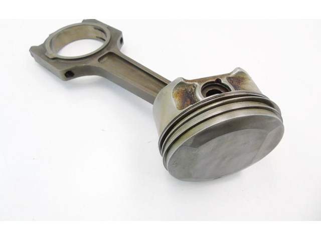  Поршень с шатуном  86L47  Jaguar XK8 - XKR  