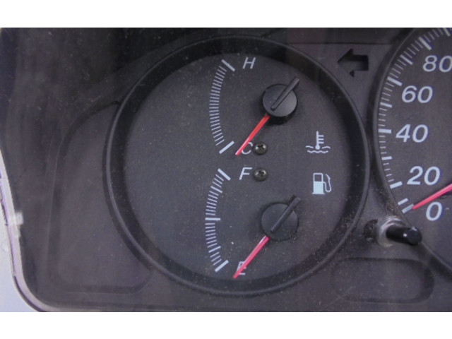 Přístrojová deska Mazda Premacy 2000 WHCB16C, WHCB16C