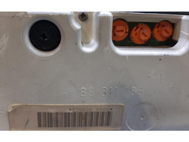 Панель приборов 88311188 Volkswagen Golf III