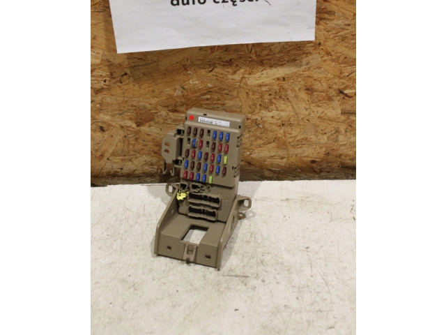 Блок предохранителей 82201FJ200 Subaru Forester SJ