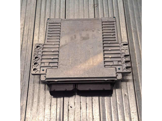 Řídící jednotka MEC85441 Infiniti FX 2005