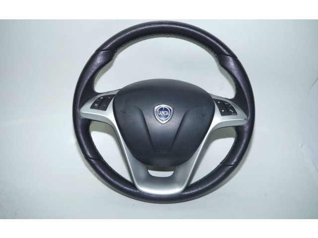 Руль Lancia Delta   -  года       