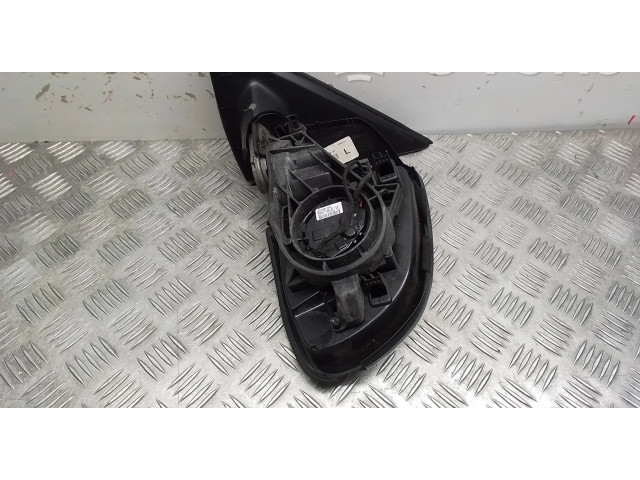 Боковая подушка безопасности    BMW X5 F15