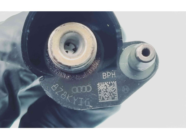 Форсунка     Audi A5 8T 8F   