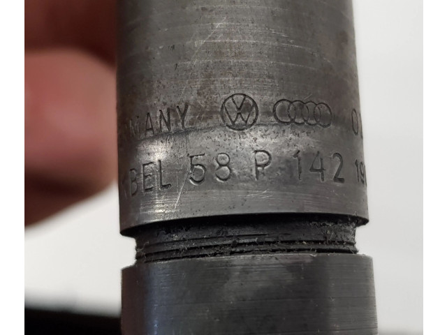 Комплект форсунок 028130201S    Volkswagen PASSAT B4   