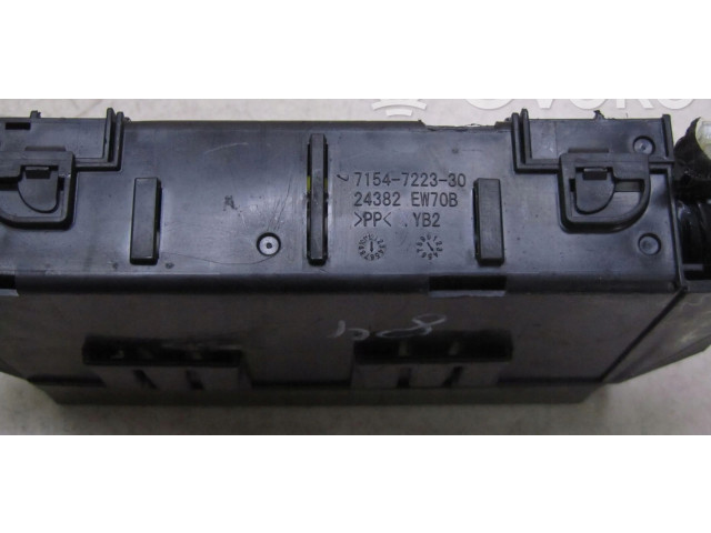 Pojistková skříňka Nissan Pulsar 2016