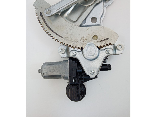 Форсунка 8346063J01, 2621003381 Suzuki Swift