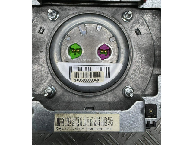 Подушка безопасности водителя 8686271, 243534890349 Volvo V70