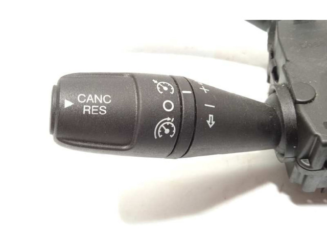 Pojistková skříňka Ручка поворотов/ фонарей 07355938610 Fiat 500X 2015