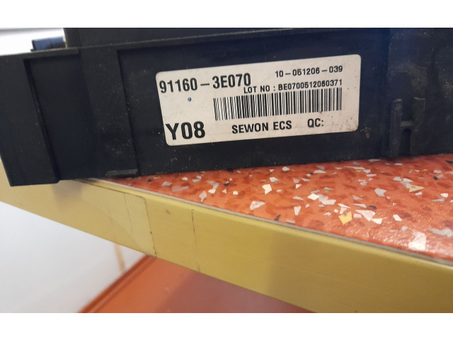 Блок предохранителей 911603E070, 911603E070   KIA Sorento    
