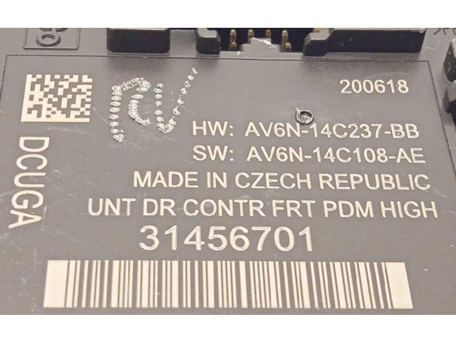 Блок комфорта 31456701 Volvo V40