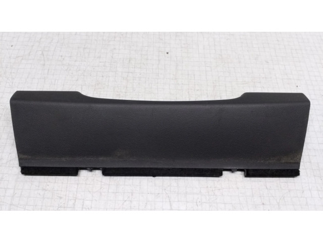 Другая деталь салона