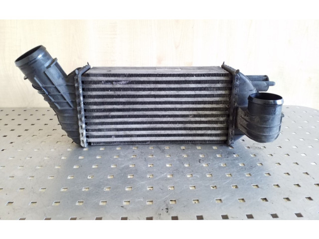 Интеркулер 9673015780 Peugeot 5008 2.0