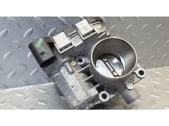 Дроссельная заслонка