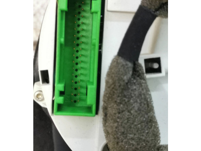 Панель приборов 8N1919860C Audi TT Mk1