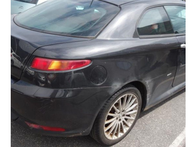 Зеркало электрическое        Alfa Romeo GT   -  года   