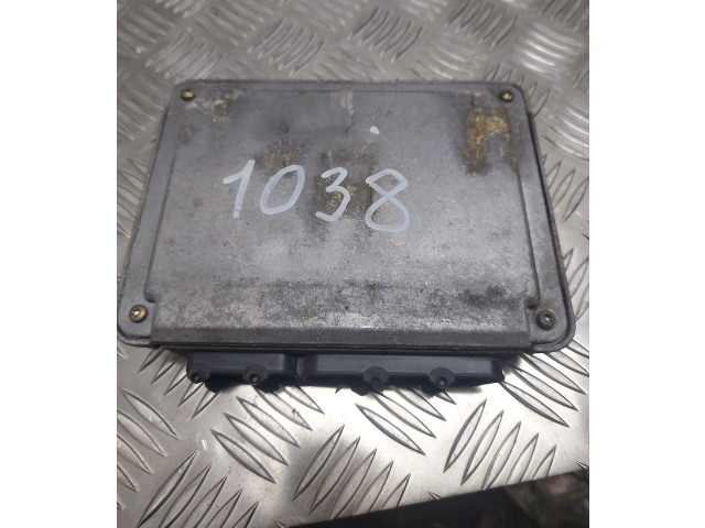 Блок управления двигателя 038906018J Volkswagen Golf IV
