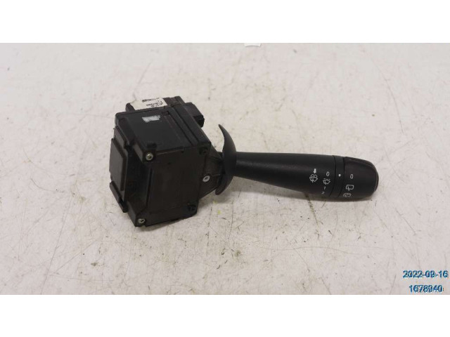 Ручка стеклоочистителей 8201168008   Dacia Sandero