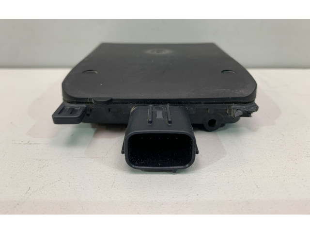 Датчик слепых зон 32286570   Volvo XC90