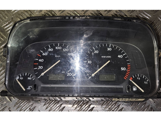 Přístrojová deska Volkswagen Vento 1993 1H0919860H