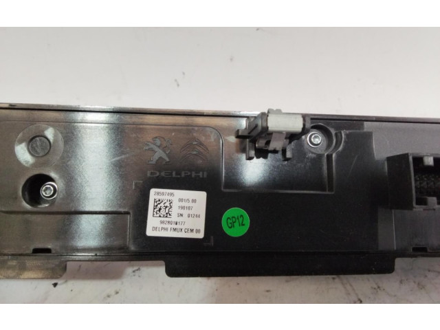 Блок управления климат-контролем 9828018177 Citroen C5