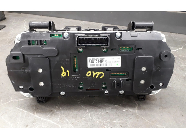 Přístrojová deska Renault Clio V 2021 248101494R